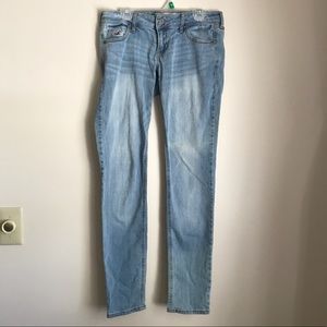 Hollister light wash skinny jeans